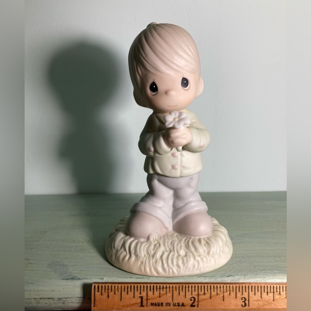 Precious Moments Mommy I Love You 1987 Figurine - Picture 8 of 8